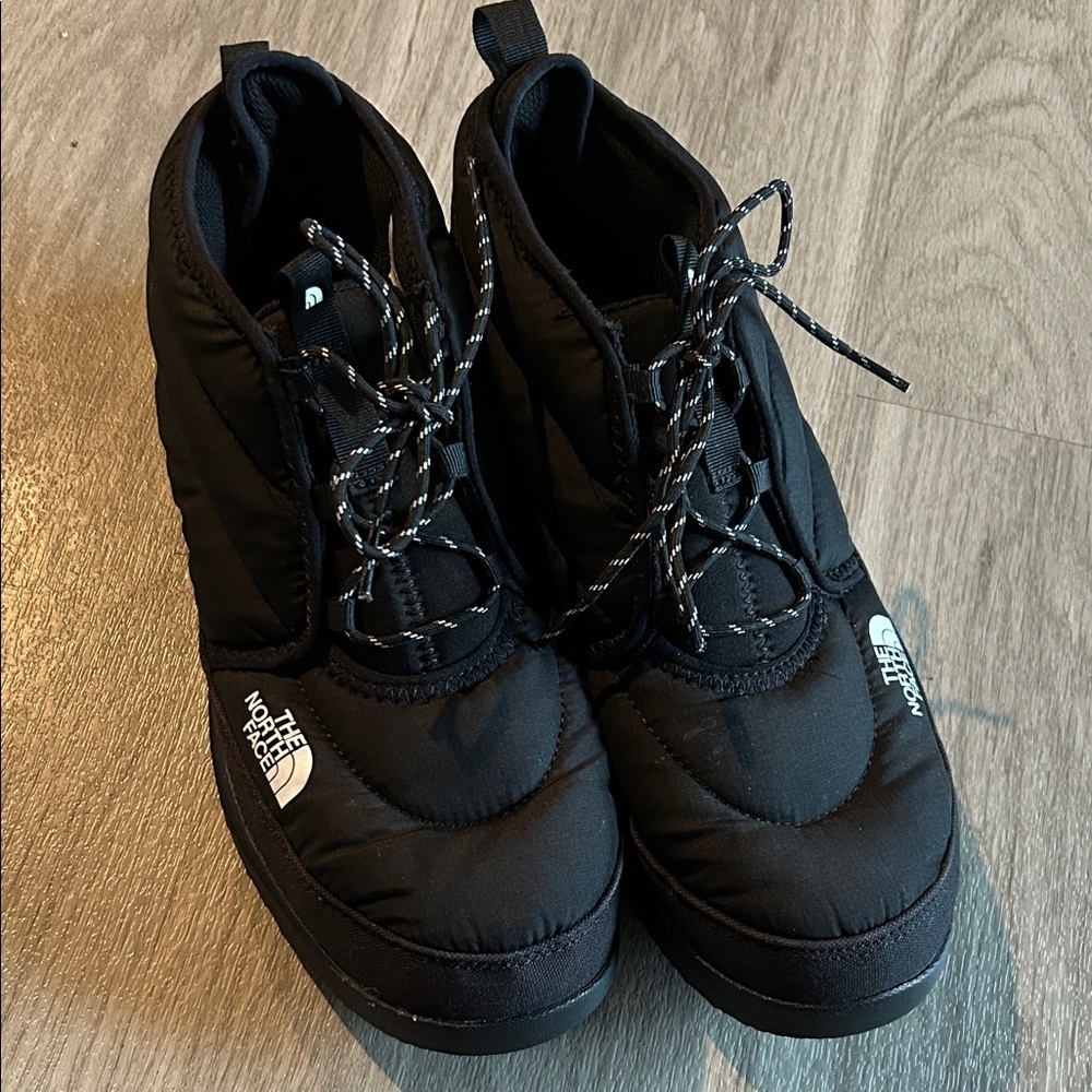 The North Face Chukka Black Quilted Lace-Up Men’s Winter Boots